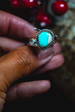 Size 7.5 | Heirloom Weight Handmade Sterling Silver Ribbon Royston Turquoise Ring | Hand-Stamped Western Daily Ring