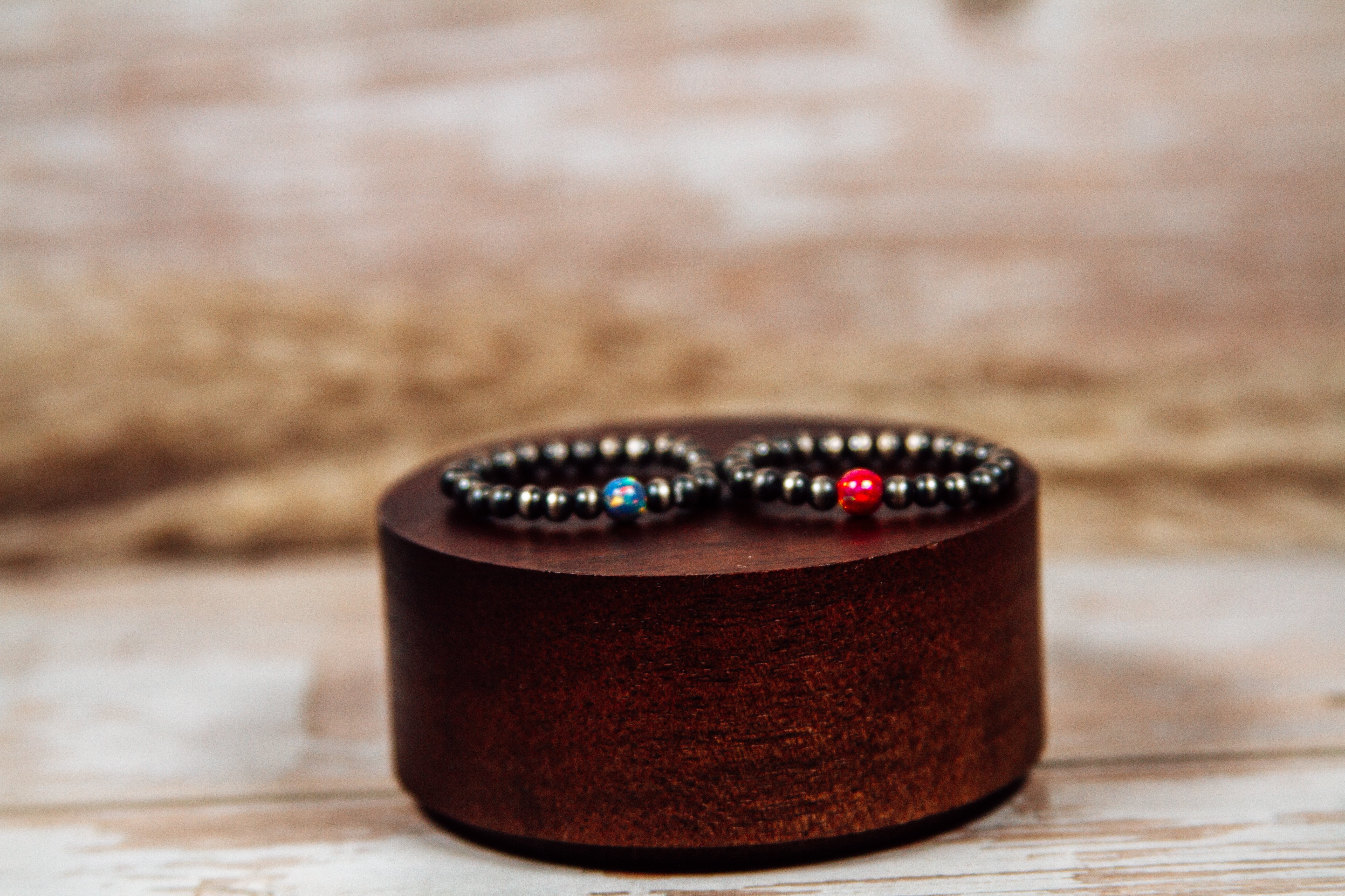 Sterling Silver Italian Pearl Ring Stretch Band with Lab Opal