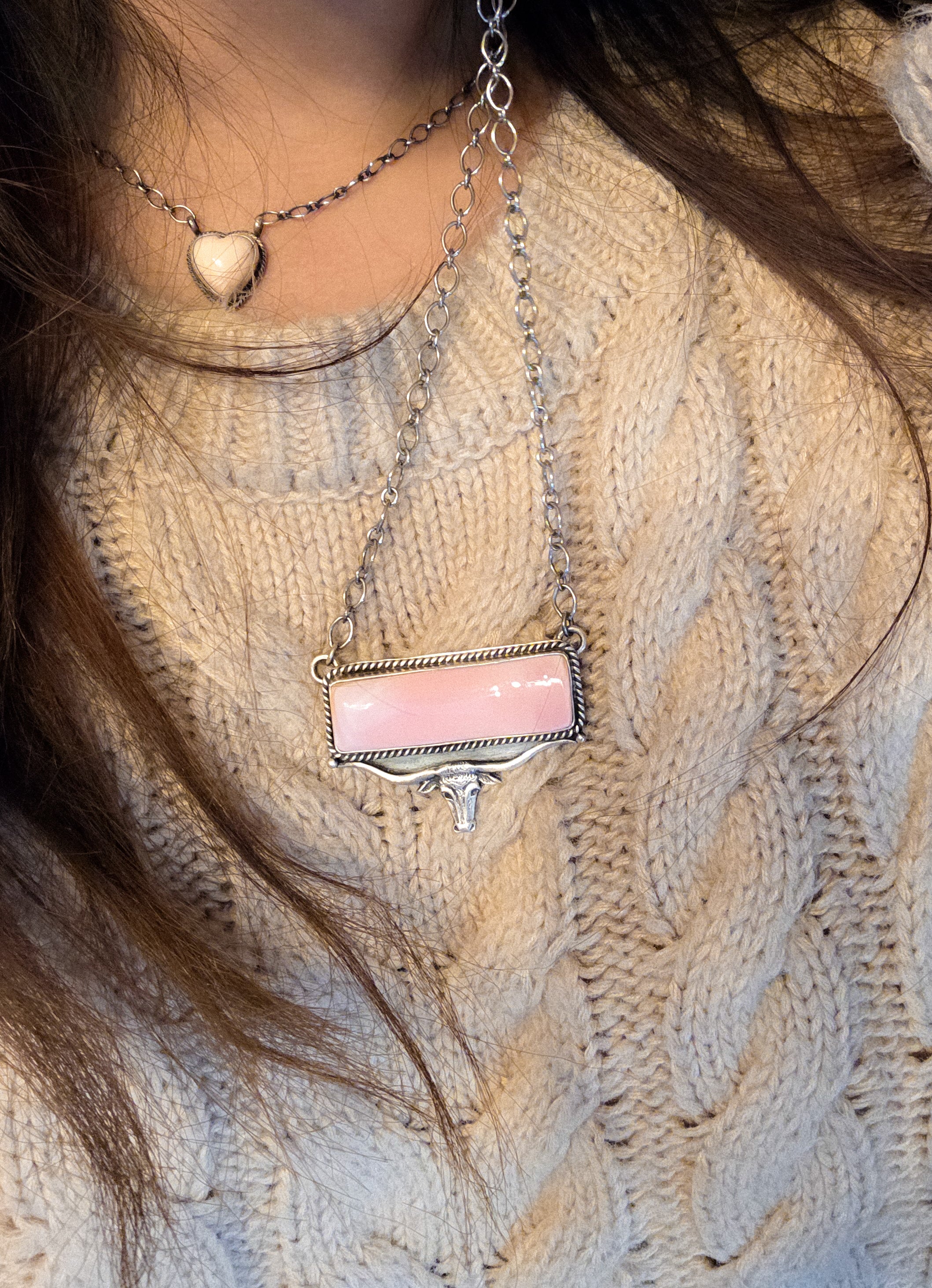 Navajo Queen Pink Conch Shell And Sterling Silver Longhorn Bar Necklace Signed P Yazzie